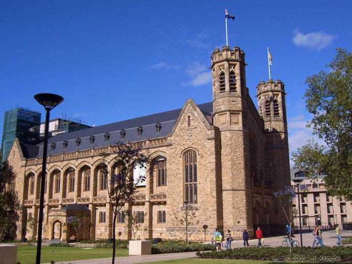 夏意渐浓 园区奏响文化“强音”