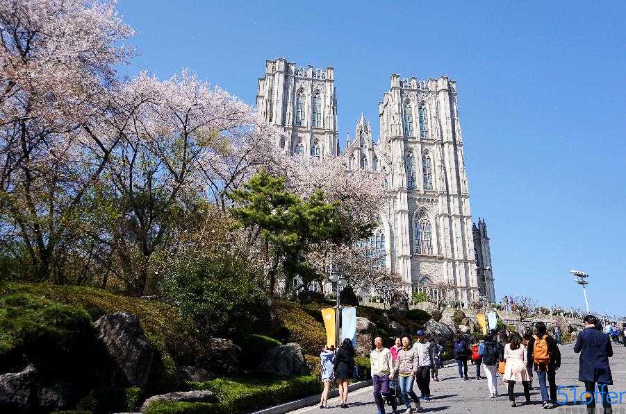 以色列生育率一枝独秀，中日韩只能膜拜，开卷都学不了