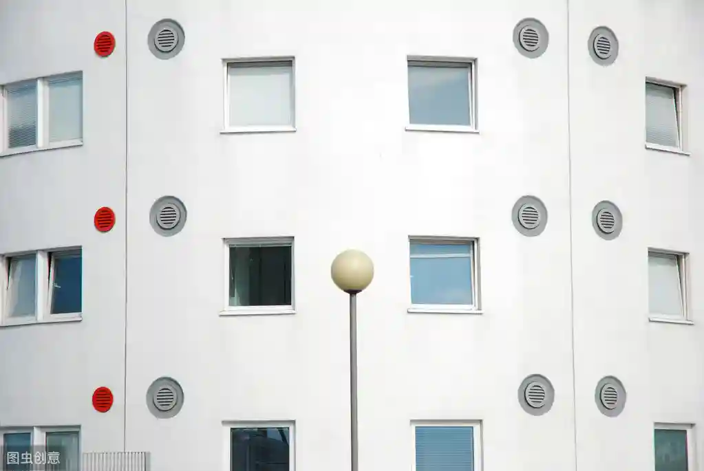 中国留学生在英国怎么住宿？学校鼓励出去住，住校要经常搬家